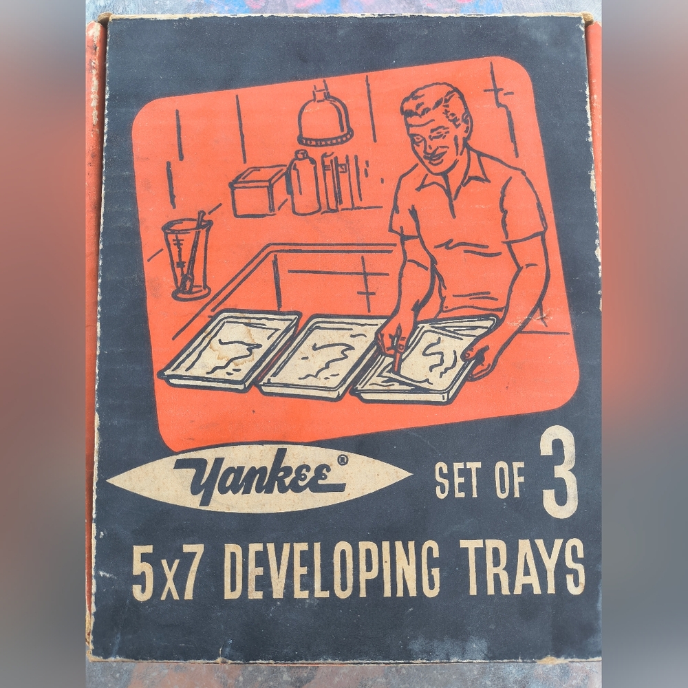 Black and Orange Developing Trays Set